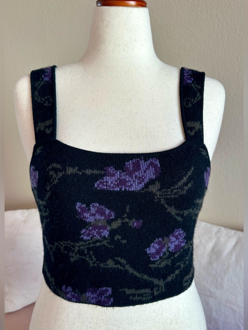 Vince Knit Tank Top Sweater Black Wool Cashmere Purple Orchid Floral Womens Sz S